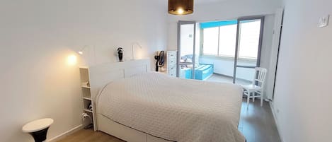 2 bedrooms, Internet