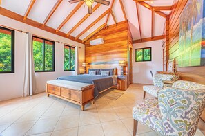 4 bedrooms, iron/ironing board, WiFi, bed sheets - Panoramic Ocean & Valley view Home, Brisa Hermosa (Provincia de Puntarenas)