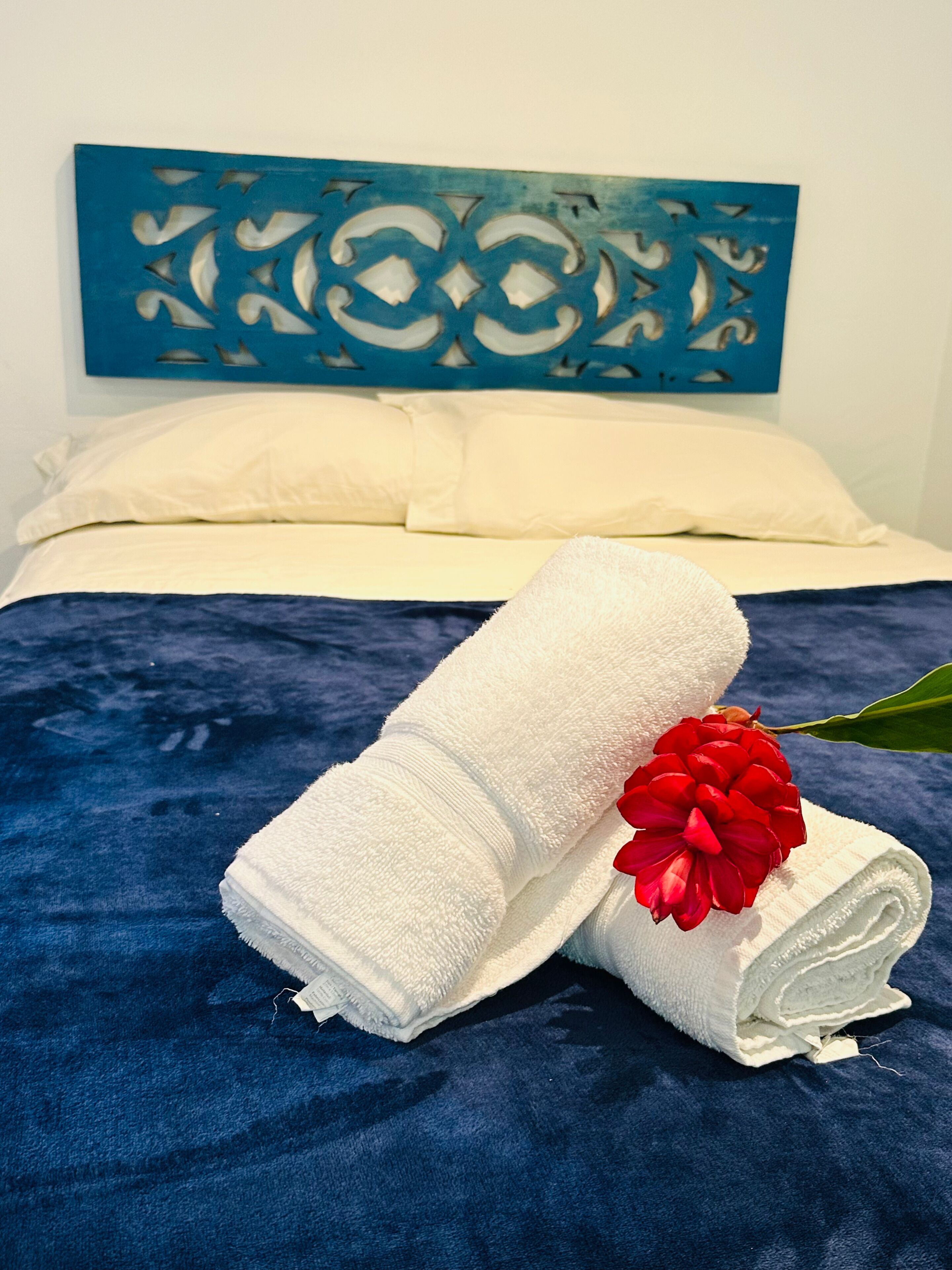 Laptop workspace, free WiFi