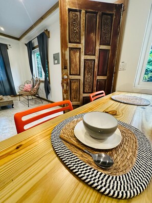 コンフォート スタジオ ガーデンビュー | ダイニングルーム