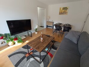 TV