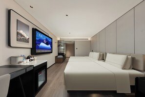 Standard Triple Room | Free minibar, desk, laptop workspace, free WiFi - Atour Hotel People's SquareMetroShanghai (Shanghai)
