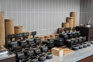 Daily buffet breakfast for a fee - Atour Hotel People's SquareMetroShanghai (Shanghai)