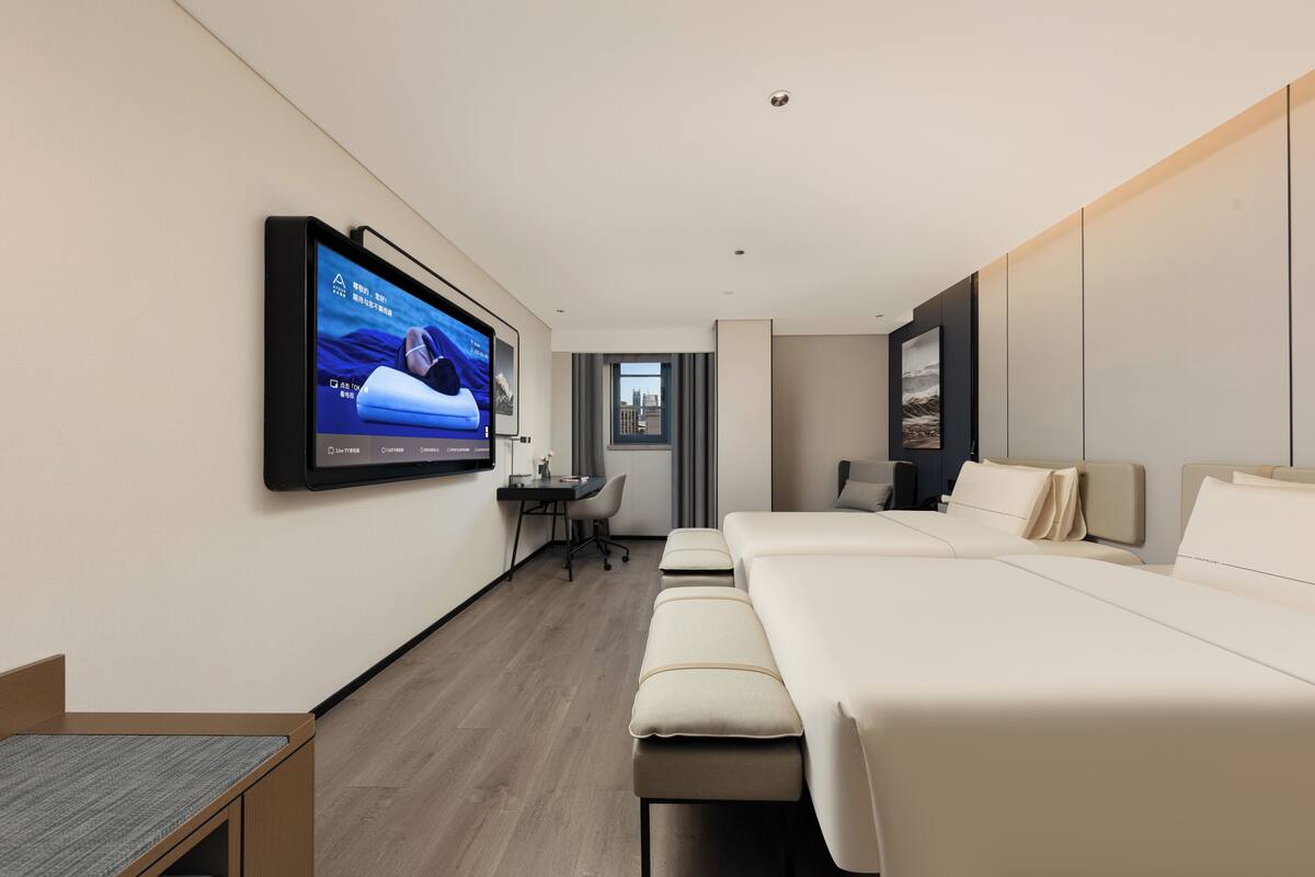 Couette en duvet d'oie, surmatelas, bureau