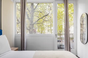 2 chambres, fer et planche à repasser, Wi-Fi, draps fournis