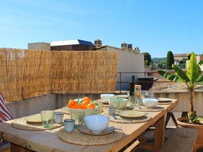 Outdoor dining - Can Caritat by Interhome (Pals)
