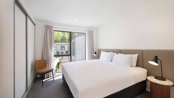 Villa, 3 slaapkamers | Een bureau, een laptopwerkplek, gratis wifi, beddengoed