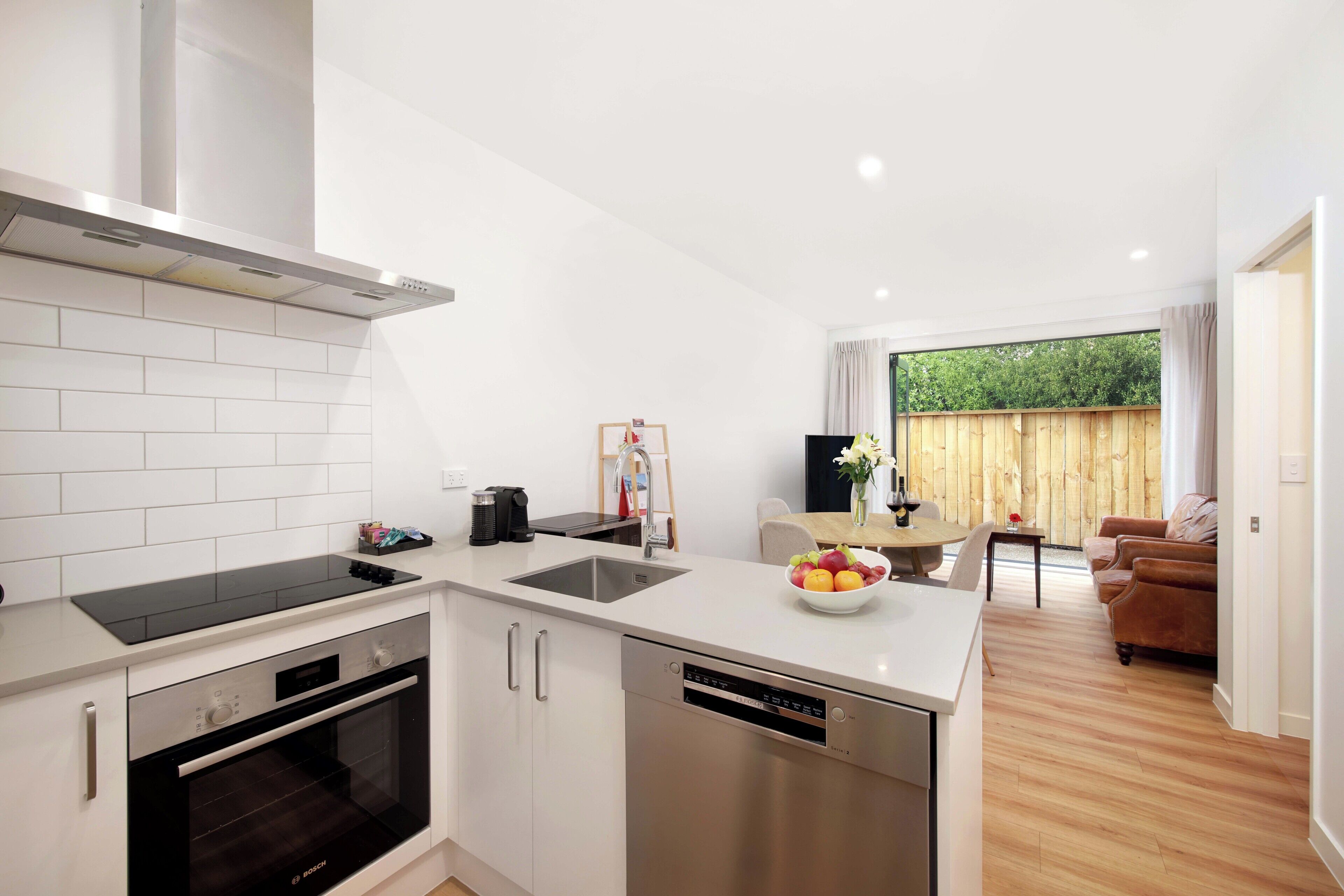 Villa, 2 slaapkamers | Privékeuken | Een koelkast, een microgolfoven, een oven, een kookplaat