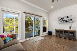 TV, fireplace, video games, books