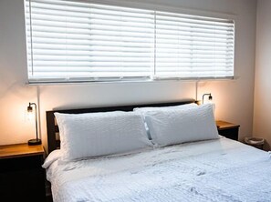 2 soverom, strykejern/-brett, wi-fi (inkludert) og sengetøy