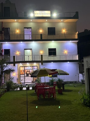 Garden - HOTEL AD RESEDENCY (Agra)
