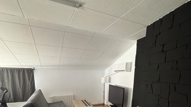 Unclassified image, 1 of 10, button - Outdoor family loft with large terrace (Terrassa)