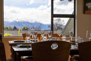 تناول الطعام