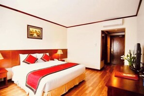 Deluxe Double Room, City View | Exterior