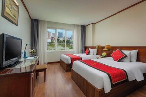 Double or Twin Room, Lake View | Desk, free WiFi, bed sheets