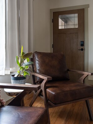 Interior - Designer Game Day Stay by Kyle Field (Bryan)