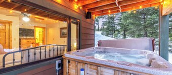 Big Sky Chalet | Private Hot Tub + Mountain Views
