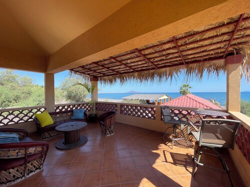 Casa del Sol on the beach