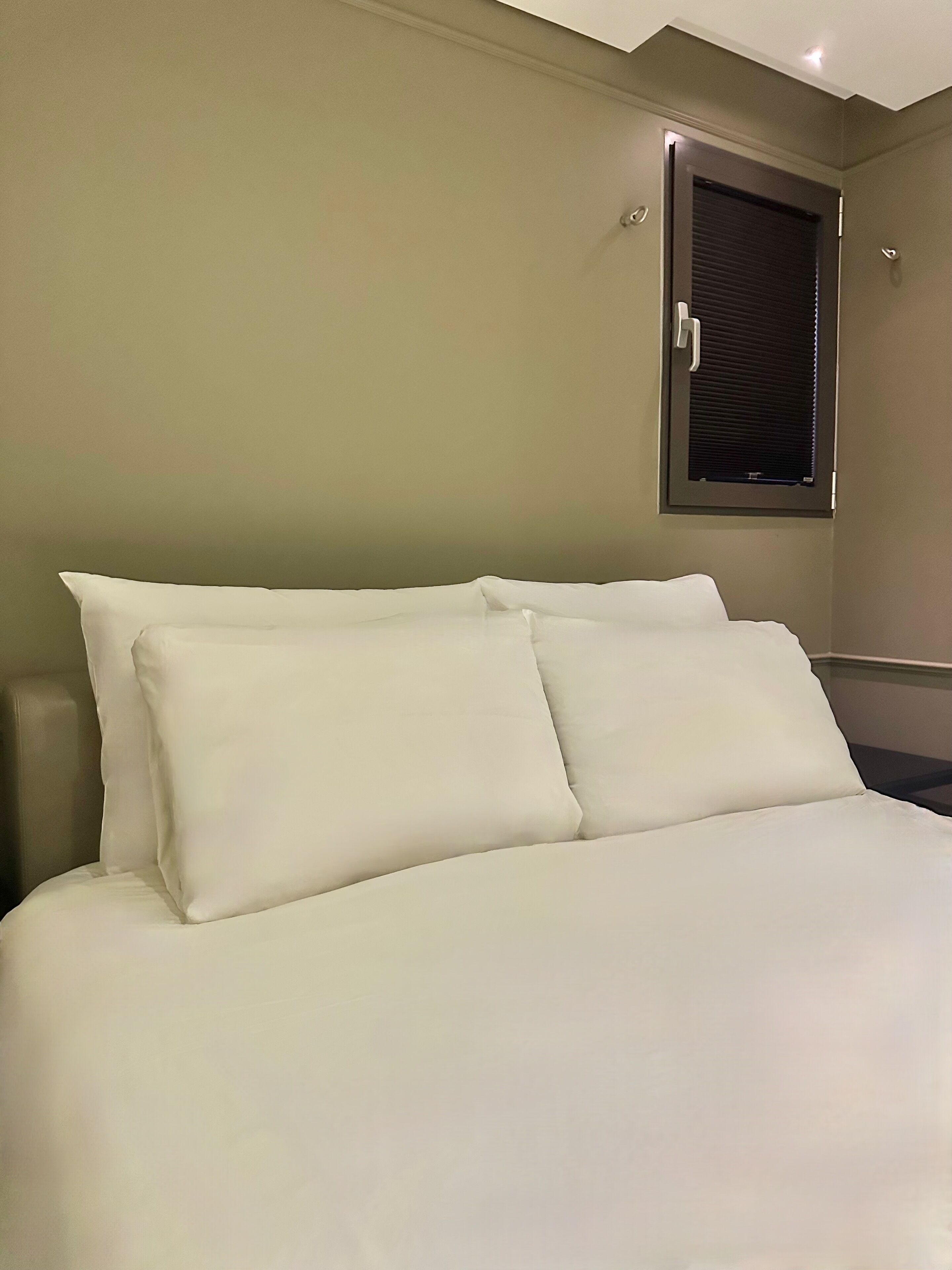 Comfort Double Room | Desk, laptop workspace, blackout drapes, soundproofing