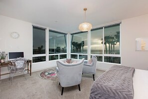 3 soverom, strykejern/-brett, wi-fi og sengetøy