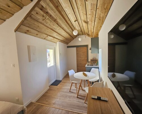 Furnished studio with all comforts