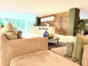 Apartment, 1 King-Bett, Poolzugang, Meerblick (Bolongo 005 1BR) | Lobby