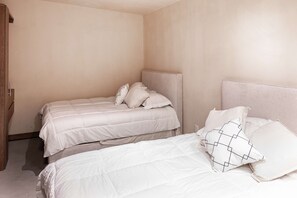 Condo, Multiple Beds, Pool Access, Pool View (Twin Doble LIBU) | 1 bedroom, individually decorated, individually furnished, bed sheets - Stylish Double Studio With Equipped Kitchen and Wi-fi (Bucerías)