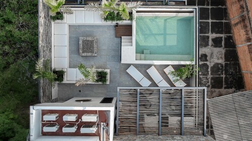 Stylish Double Studio With Equipped Kitchen and Wi-fi