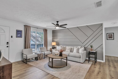 Game Day Stay — Comfort & Convenience by MSU