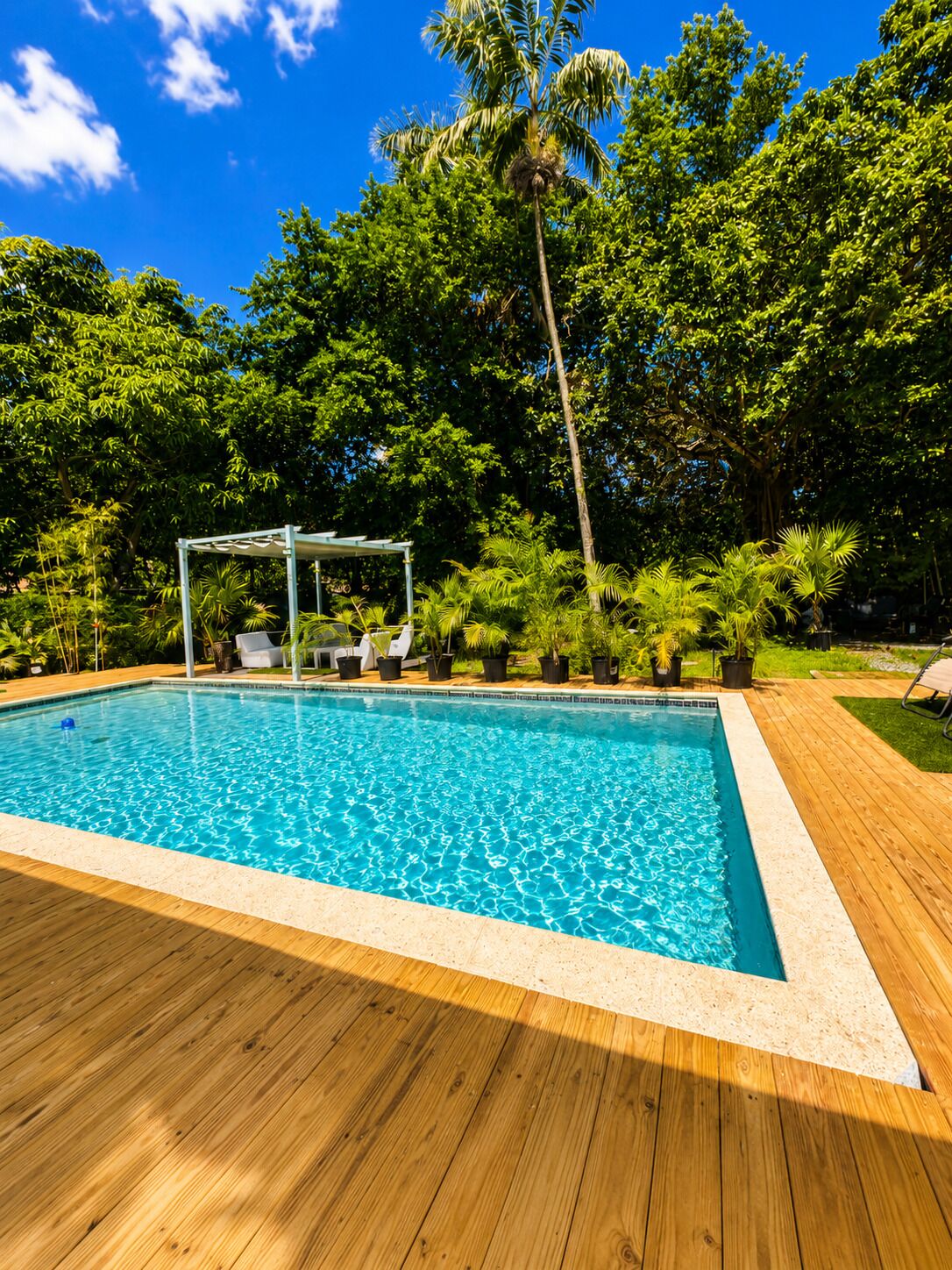 Piscine extérieure