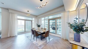Premium Apartment, 2 Bedrooms, City View | Dining room - bnbme - The Lofts Central - 2 BDR (Dubai)