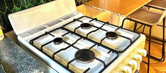 Affordable Accommodation close to Bankstown shopping centre and Gas station.