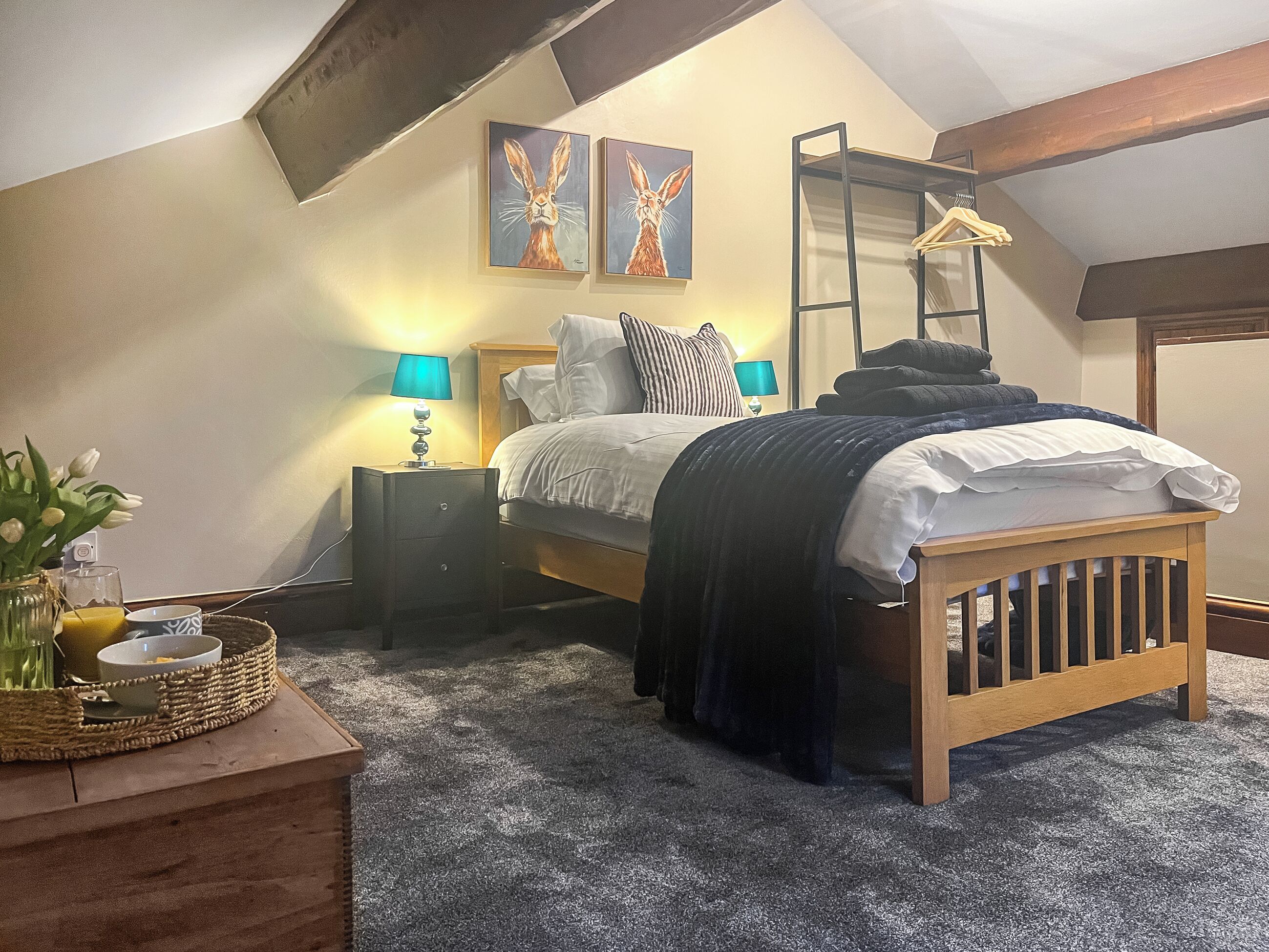 2 bedrooms, WiFi (free), bed sheets