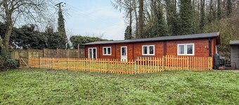 2 bedroom accommodation in Sevenoaks