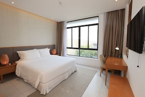 Desk, blackout curtains, free WiFi, bed sheets