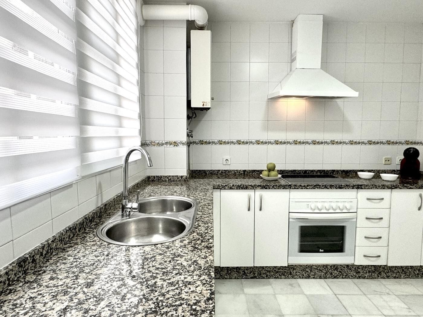 Fridge, microwave, oven, coffee/tea maker