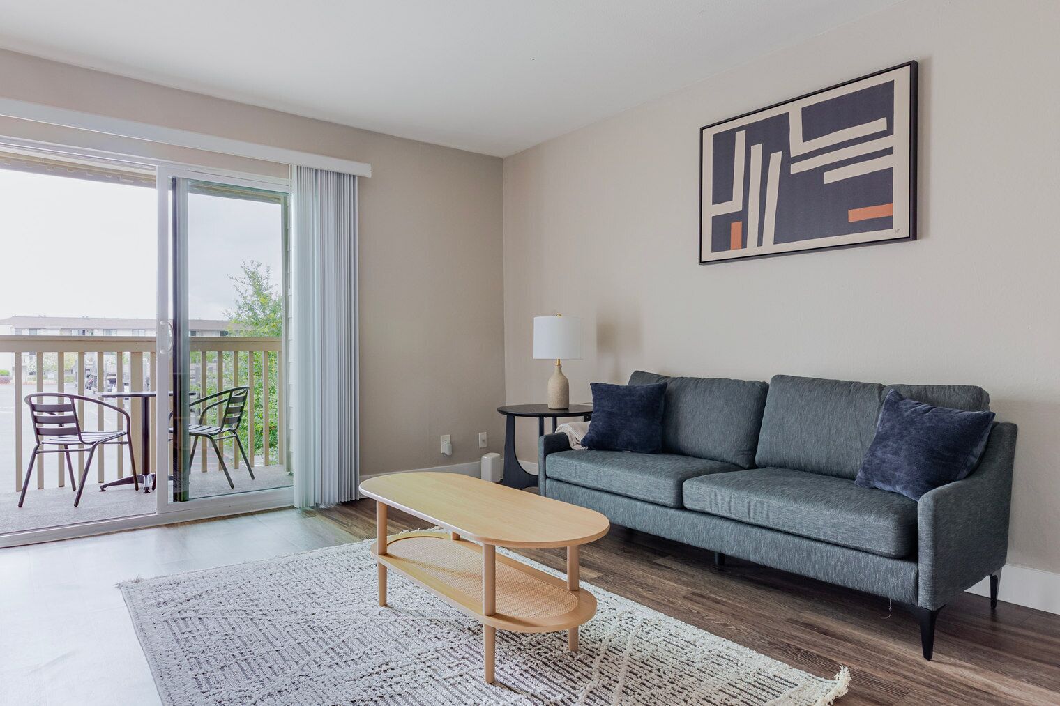 テレビ、ステレオ