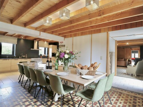 Cozy family retreat with swimming pool and sauna