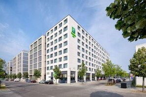 Exterior - Holiday Inn Berlin - City East Side (Berlin)