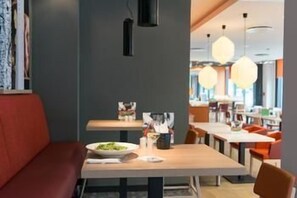 Dineren