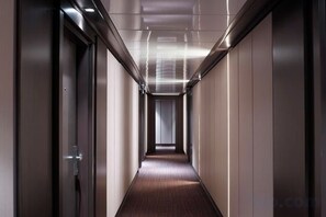 Interior - NJV Athens Plaza (Athens)