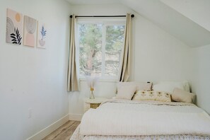 4 Schlafzimmer, Bügeleisen/Bügelbrett, Reisekinderbett, kostenloses WLAN