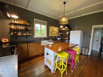 Awen Cottage - Delightful Romantic Getaway