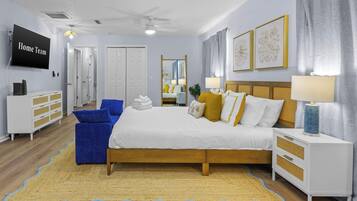 4 bedrooms, desk, iron/ironing board, travel crib