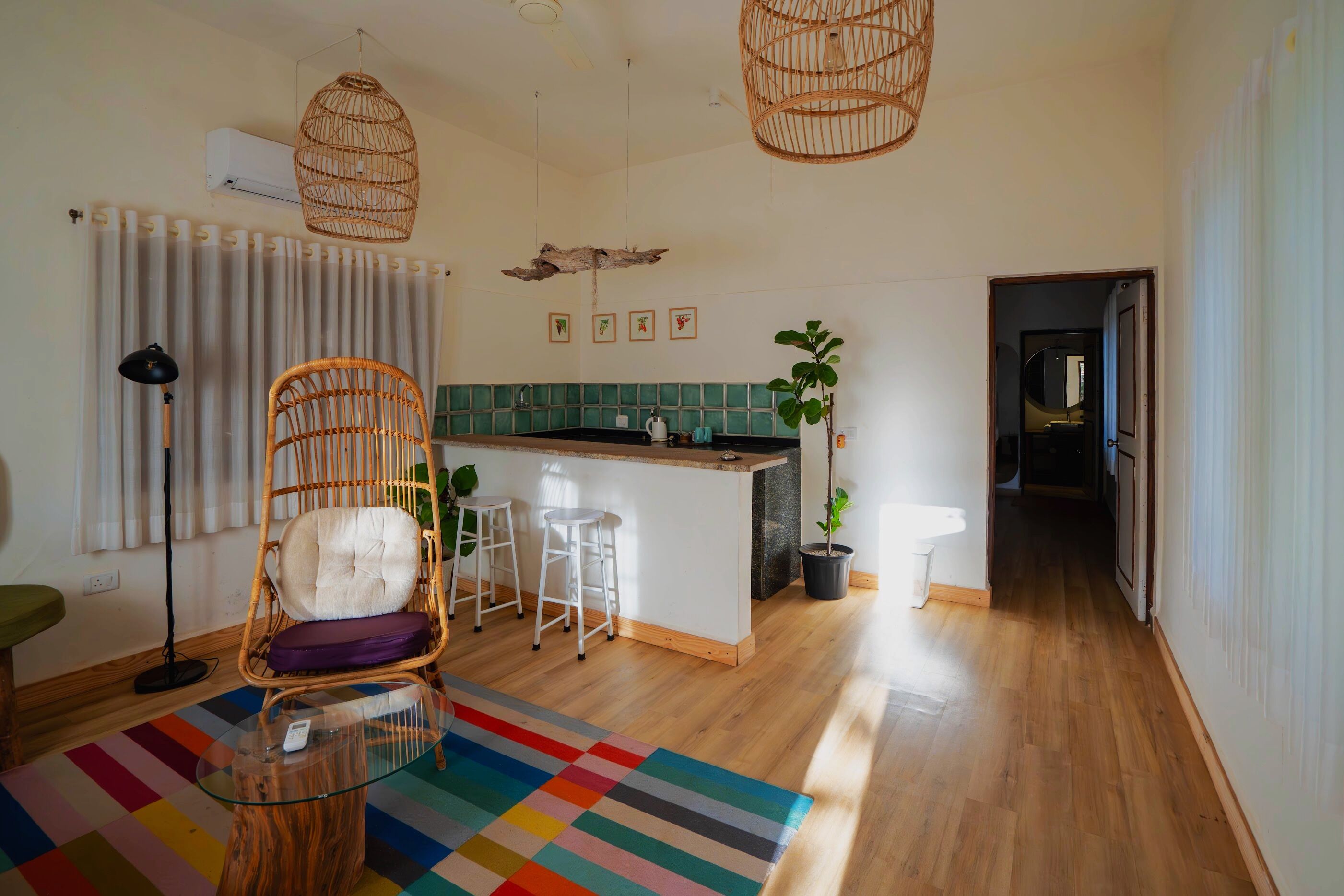 King Studio | In-room safe, iron/ironing board, free WiFi, bed sheets