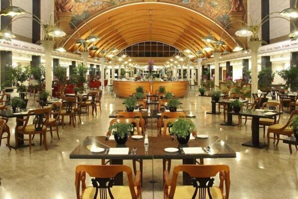 Restaurant - Rome Marriott Park Hotel (Rome)