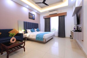 ダブルルーム プールビュー | WiFi (無料)