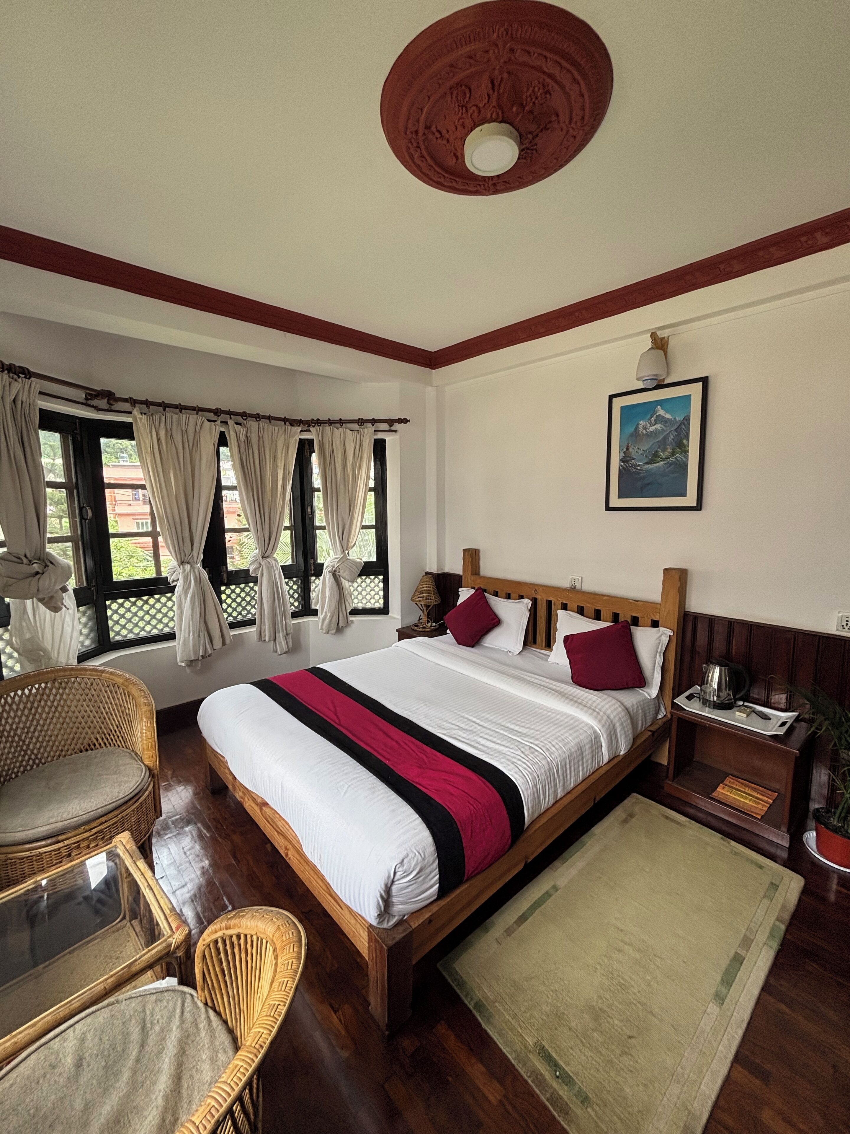 Deluxe-Doppelzimmer, 1 King-Bett, Hügelblick