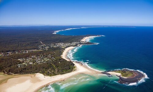 MANYANA BEACH COTTAGE. Just 10 minutes walk to the golden sands of Manyana Beach