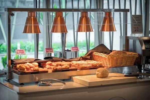 Dining - Dorsett Changi City Singapore (Singapore)